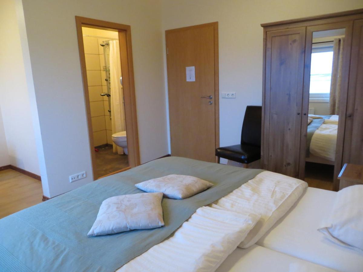 Guesthouse Vellir Vík Kamer foto